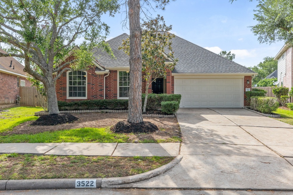3522 Kennedy Dr, Pearland, TX 77584 - photo 1