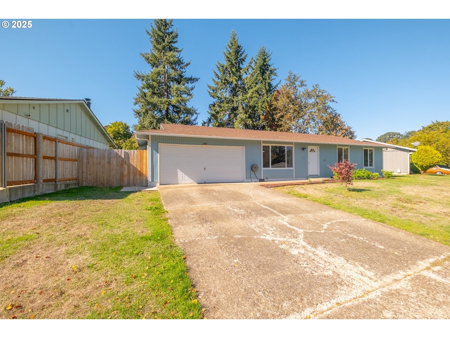 5555 Red Leaf Dr S, Salem, OR 97306 - photo 1