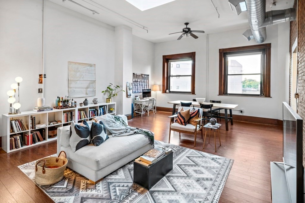 70 Exchange St unit 305, Lynn, MA 01901 - photo 1