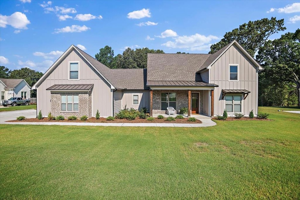 120 Downing St, Oxford, MS 38655 - photo 1