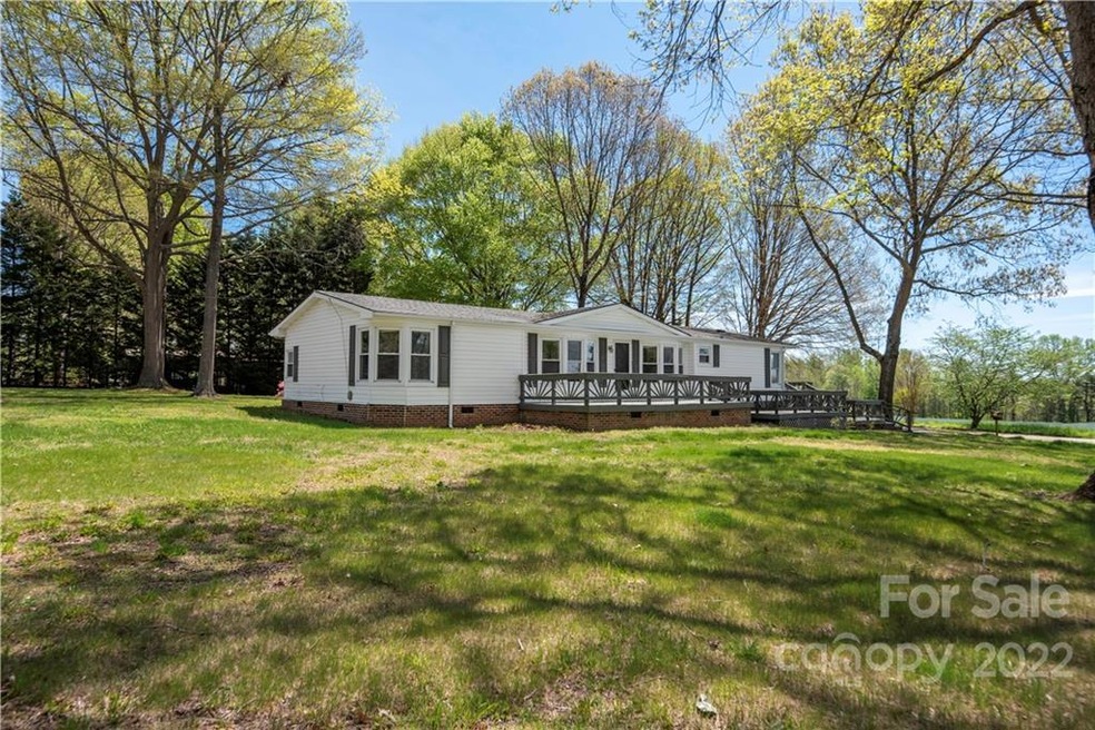 329 Bethesda Rd, Statesville, NC 28677 - photo 1