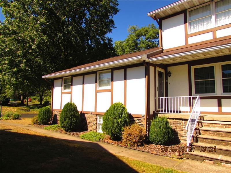 1113 Alpen Strasse. 1 story unit with a 2 car gara