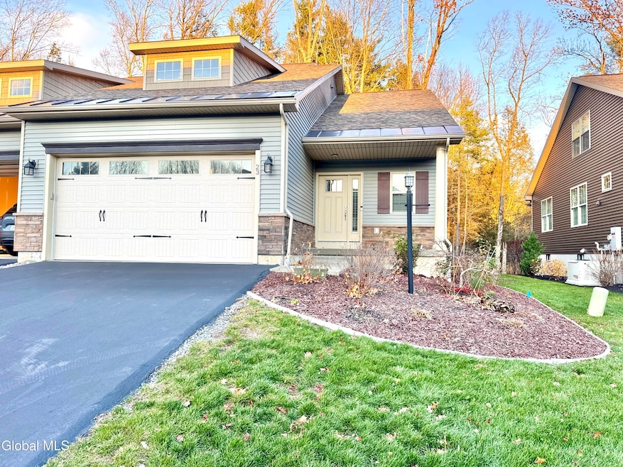23 Canterbury Ln, Delmar, NY 12054 - photo 1