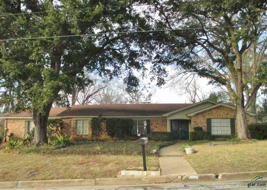 1608 Sequoia Dr, Tyler, TX 75703 - photo 1