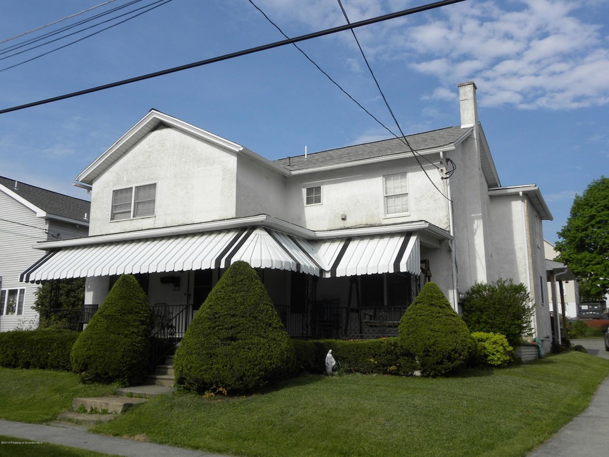 Front of 203 S. Apple Street