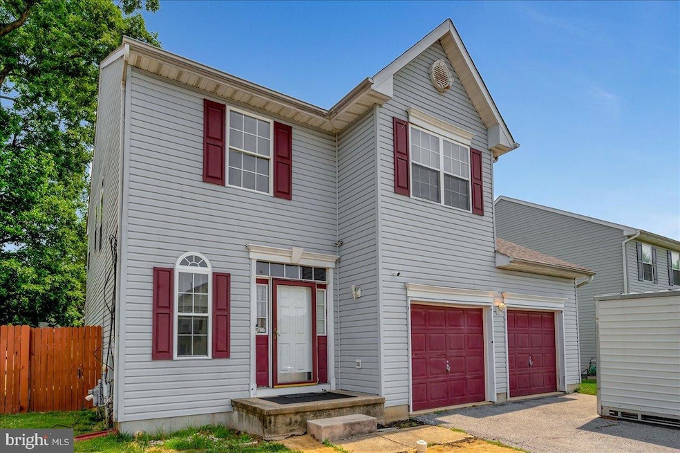 129 N Katrin Cir, New Castle, DE 19720 - photo 1