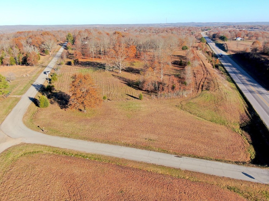 Commercial Land in MO1