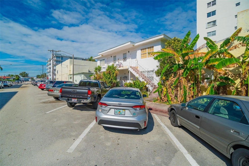 7800 Byron Ave unit 4, Miami Beach, FL 33141 - photo 1