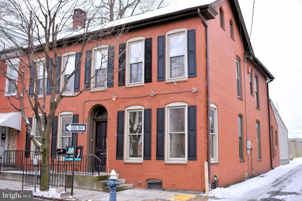 247 S Main St, Chambersburg, PA 17201 - photo 1
