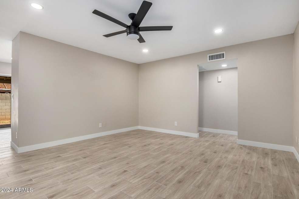 1911 E Intrepid Ave, Mesa, AZ 85204 - photo 1