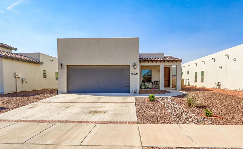 13629 Lancashire St, El Paso, TX 79928 - photo 1