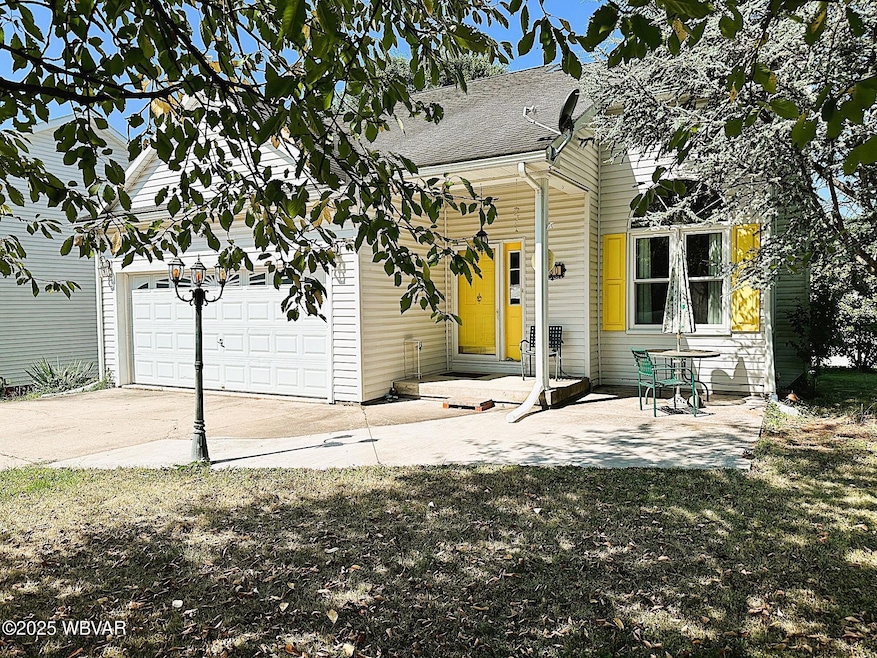 180 Laurel Run Cir, Williamsport, PA 17701 - photo 1