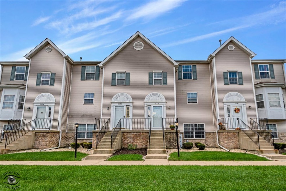 5238 Stoneridge Ct, Matteson, IL 60443 - photo 1