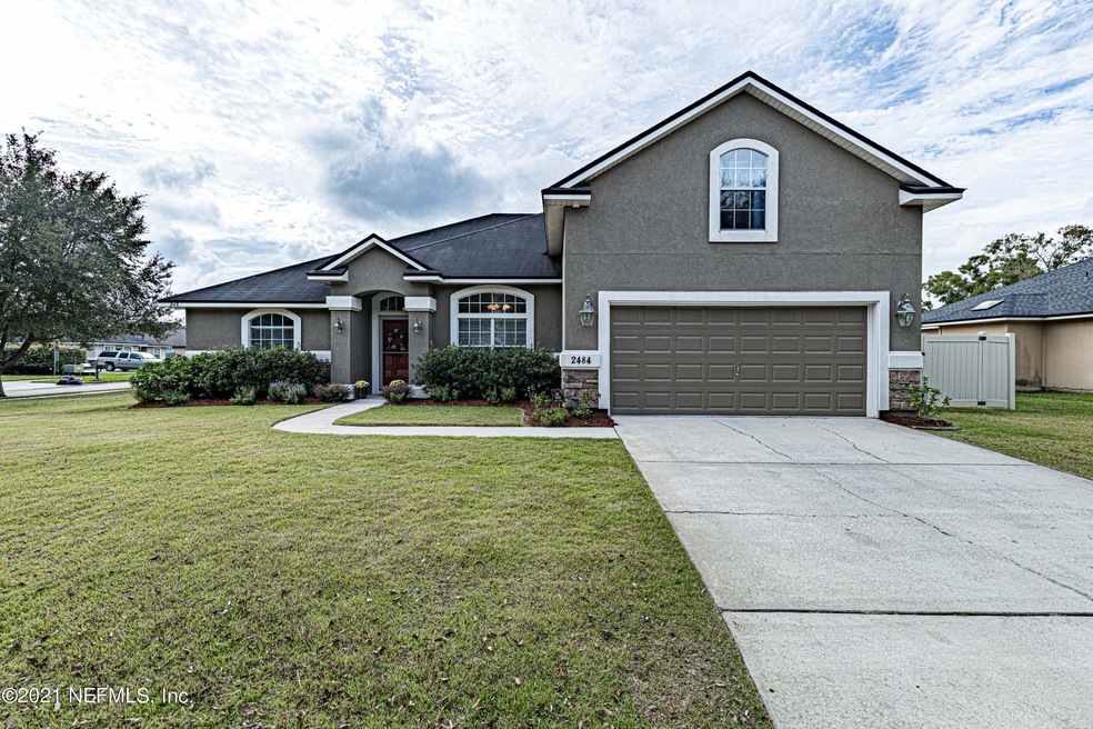 1-2484 Royal Pointe Drive