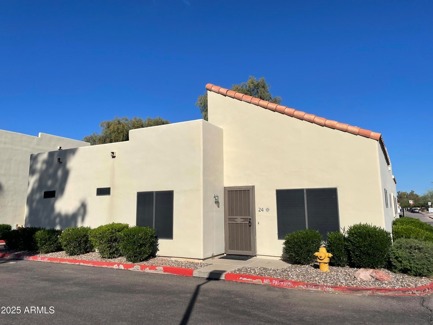 5665 W Galveston St unit 24, Chandler, AZ 85226 - photo 1