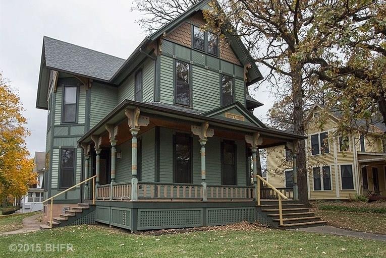 1052 26th St, Des Moines, IA 50311 - photo 1