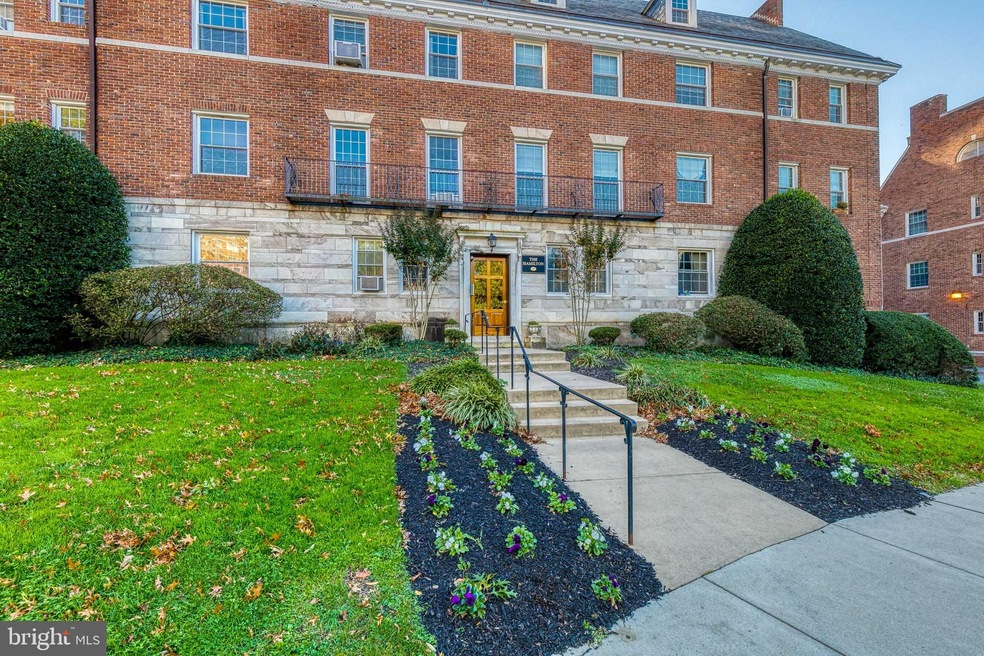 101 W 39th St unit AA, Baltimore, MD 21210 - photo 1