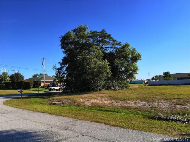 310 NW 14th St, Cape Coral, FL 33993 - photo 1