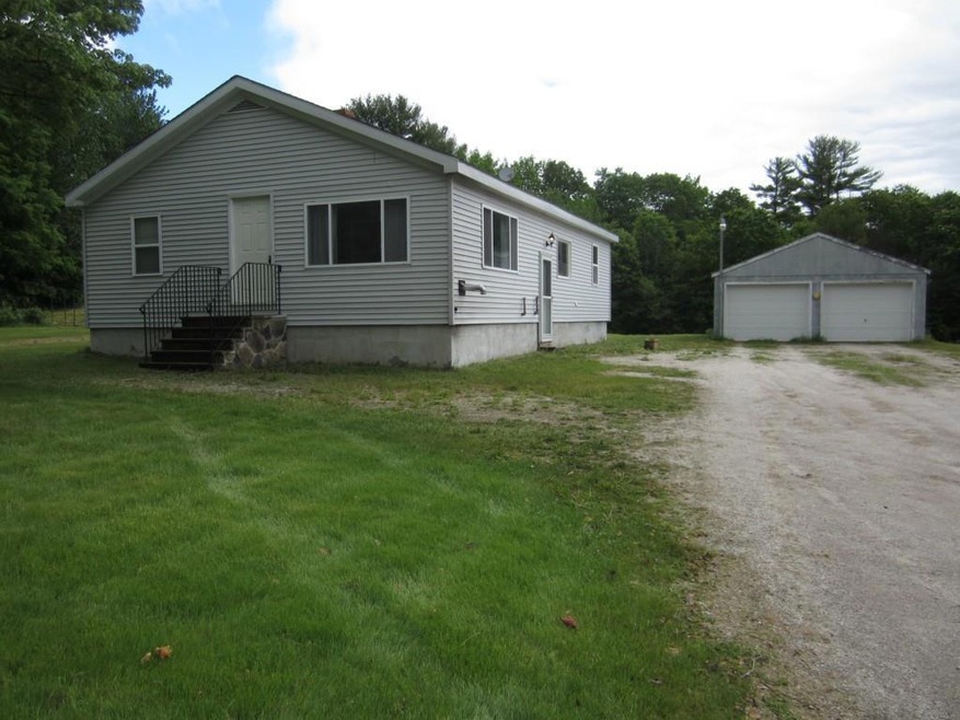 53 North St, Mechanic Falls, ME 04256 - photo 1