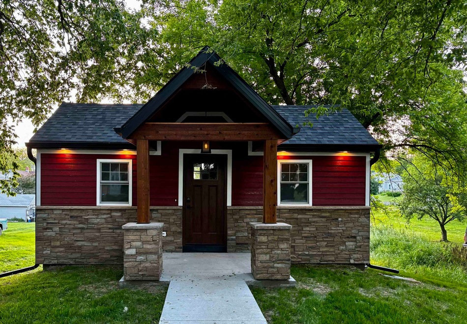 Sold $121,000