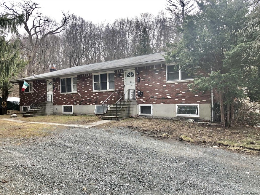 12 Seaman Ave, Castleton-On-hudson, NY 12033 - photo 1