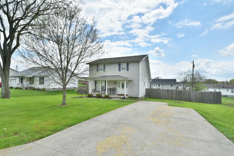 1035 Edgewood Way, Lawrenceburg, KY 40342 - photo 1