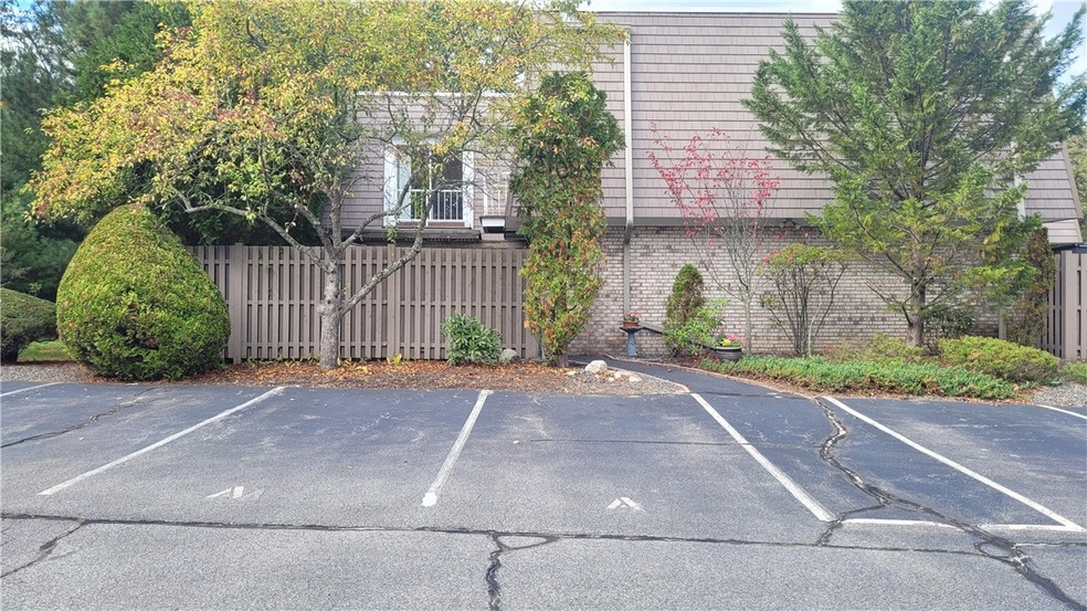 15 Caddy Rock Rd unit A, North Kingstown, RI 02852 - photo 1