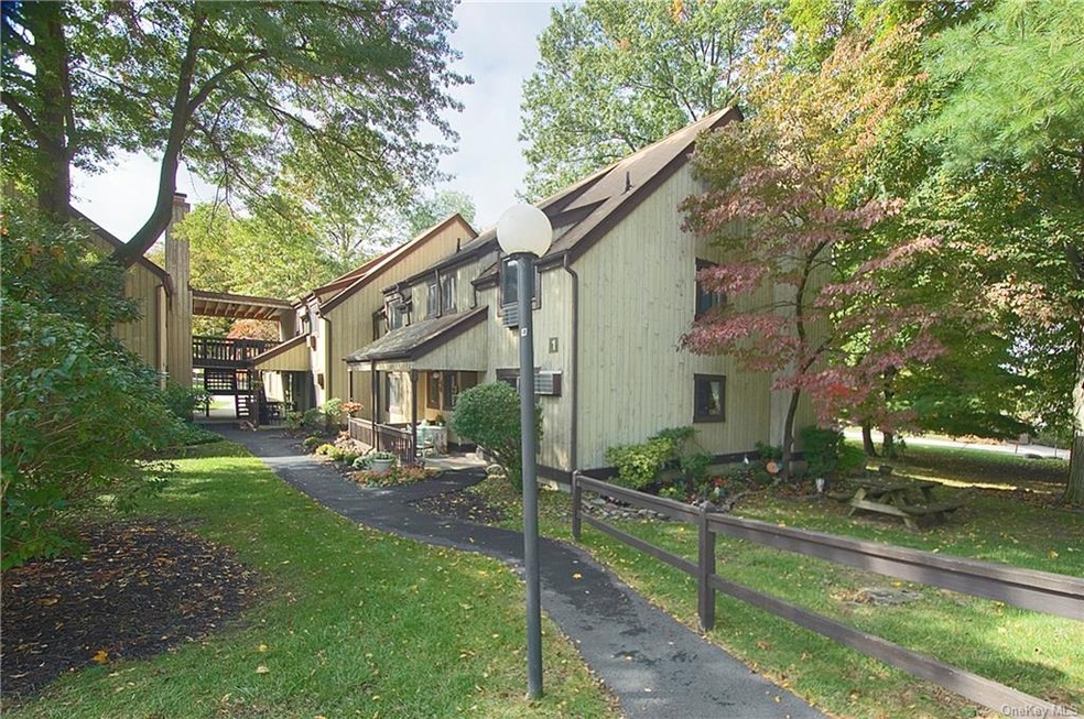 1 Heritage Dr unit B, Harriman, NY 10926 - photo 1