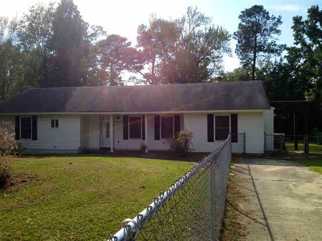 1316 Wolf Swamp Rd, Jacksonville, NC 28546 - photo 1