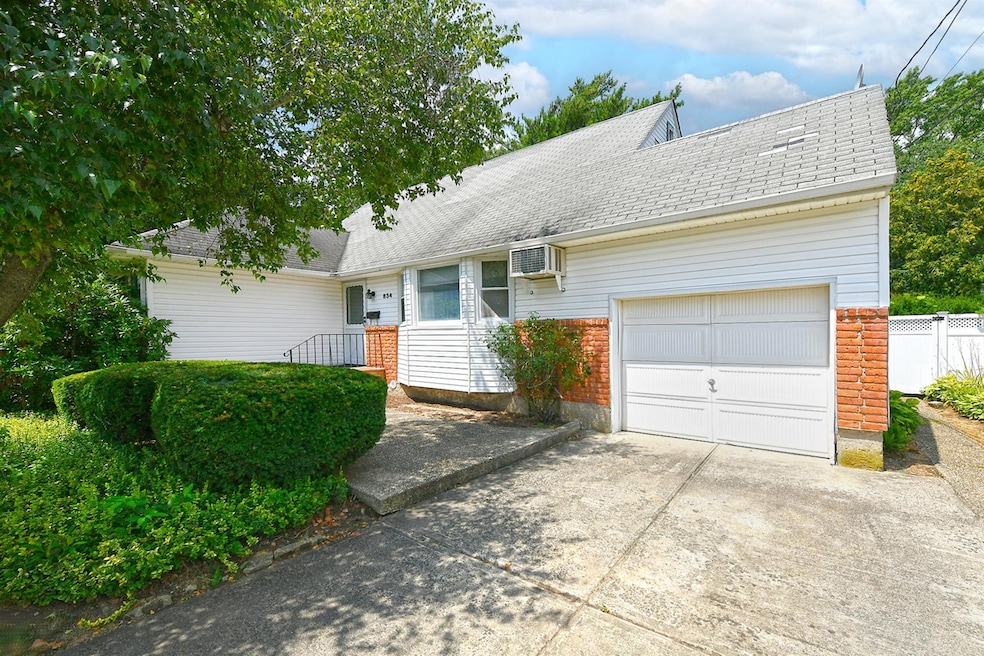 Sold $657,000 • Co-Listing Agent