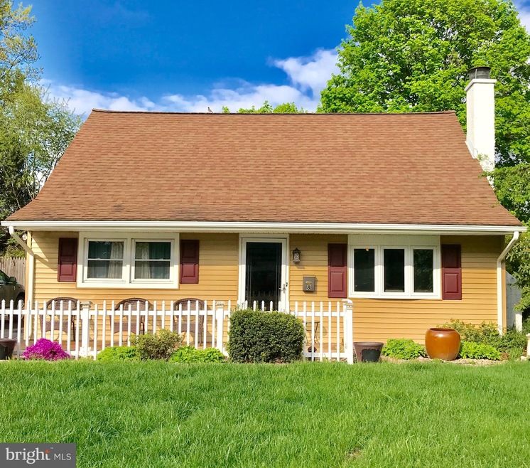 8 Calvin Ave, Ewing, NJ 08618 - photo 1