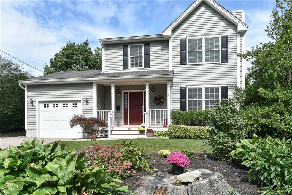 81 Austin St, Wakefield, RI 02879 - photo 1