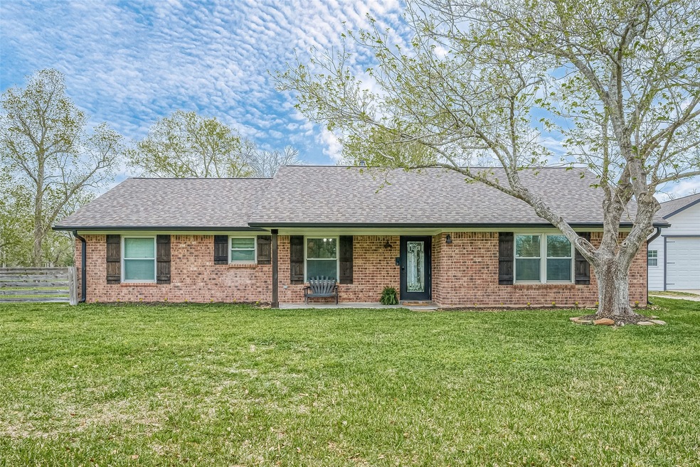 4550 County Road 537, Alvin, TX 77511 - photo 1