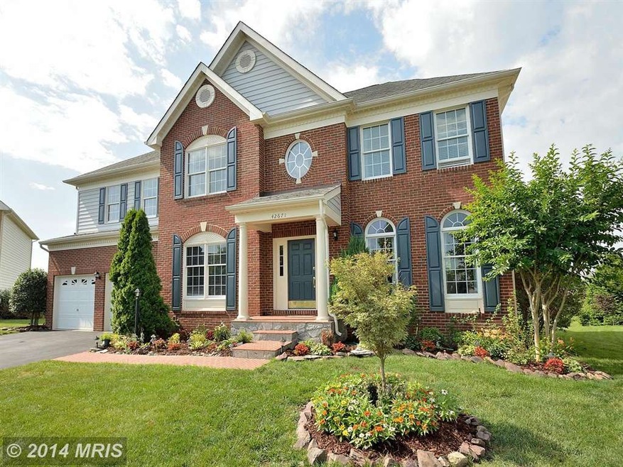 42671 Leaflet Ln, Chantilly, VA 20152 - photo 1