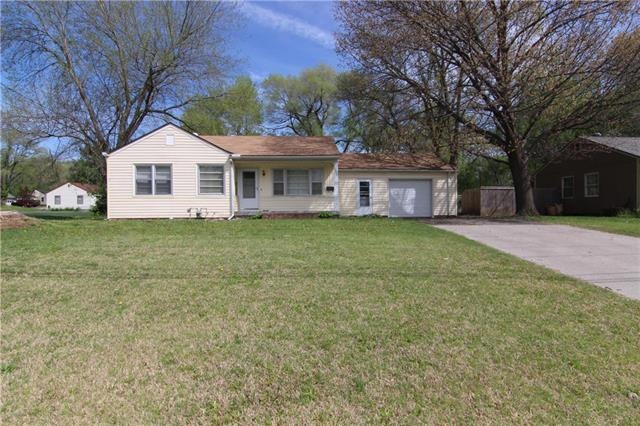 12208 W 55th St, Shawnee, KS 66216 - photo 1