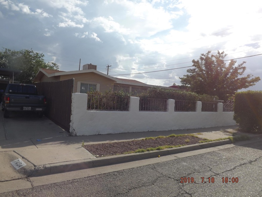 7402 Wilcox Dr, El Paso, TX 79915 - photo 1