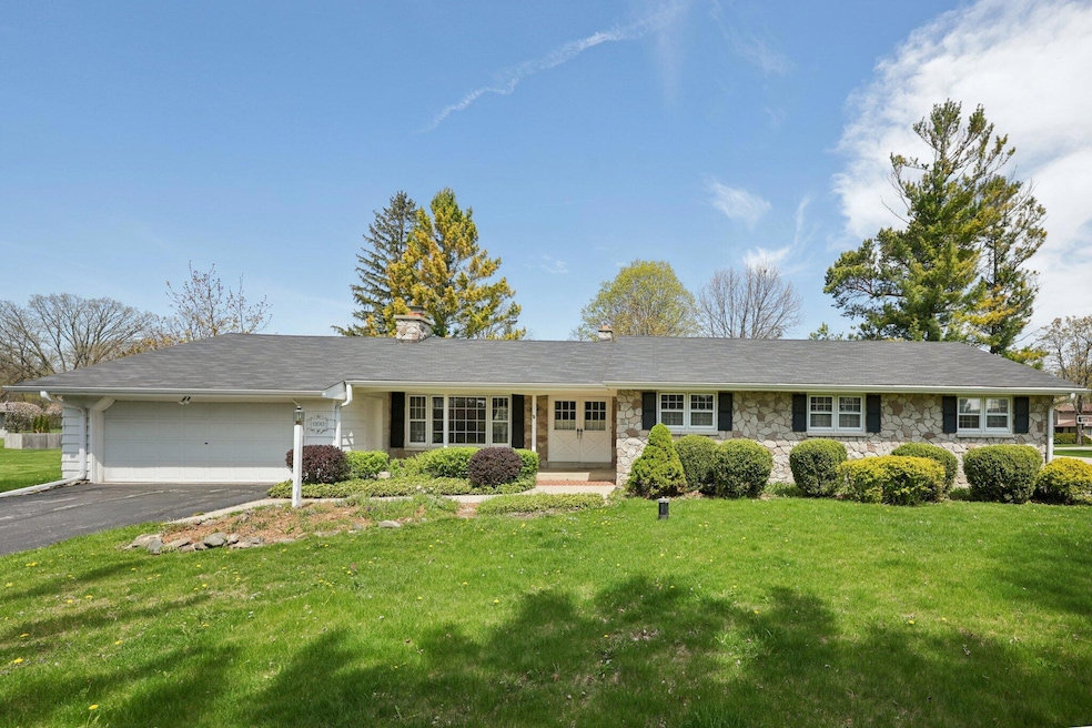 1-web-or-mls-W James Ave-0705-001
