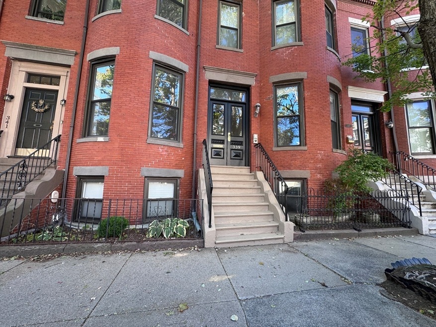 339 K St unit 1, Boston, MA 02127 - photo 1