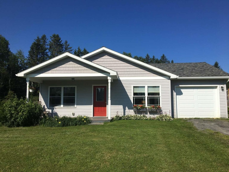 678 Bricketts Crossing Rd, Walden, VT 05873 - photo 1