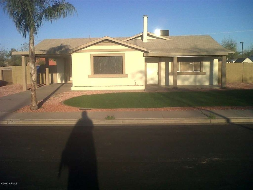 Phoenix-20130310-00041