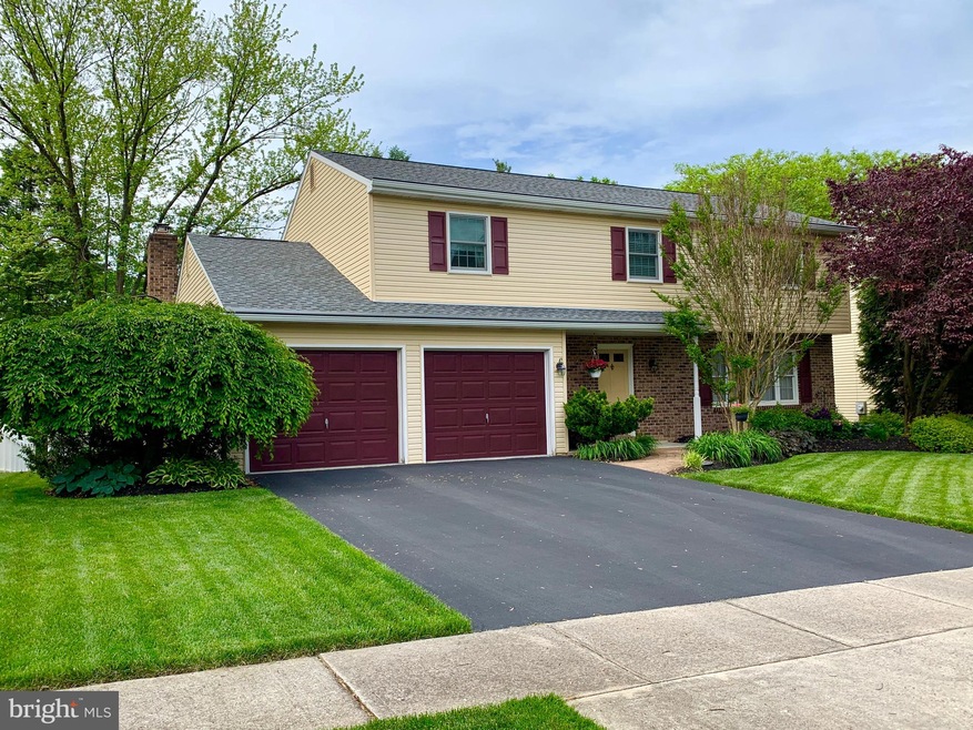 2103 Buckman Ave, Reading, PA 19610 - photo 1