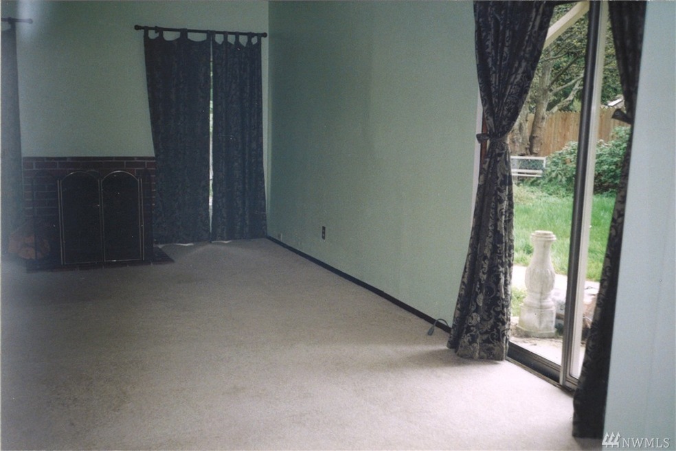 904 N 195th St, Shoreline, WA 98133 - photo 1