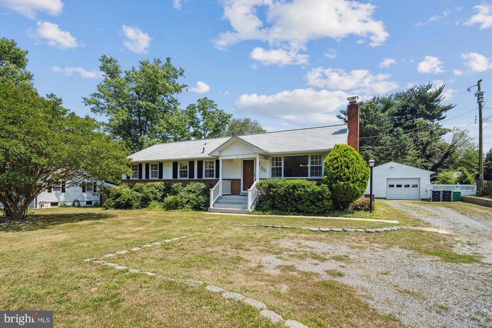 6115 Brooklyn Bridge Rd, Laurel, MD 20707 - photo 1