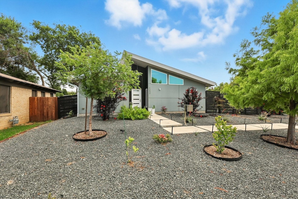 Under Contract $670,000