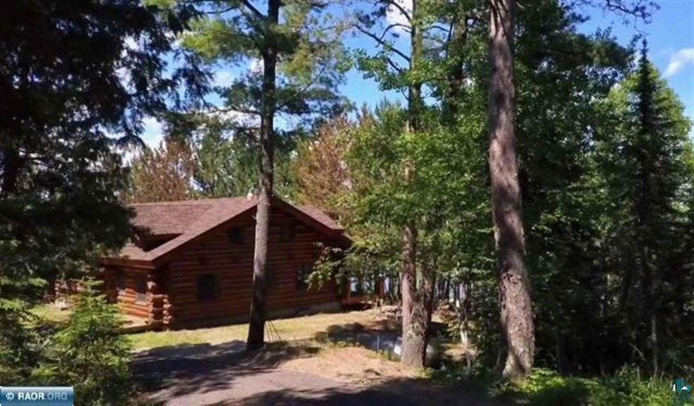 Private drive to incredible log home!
