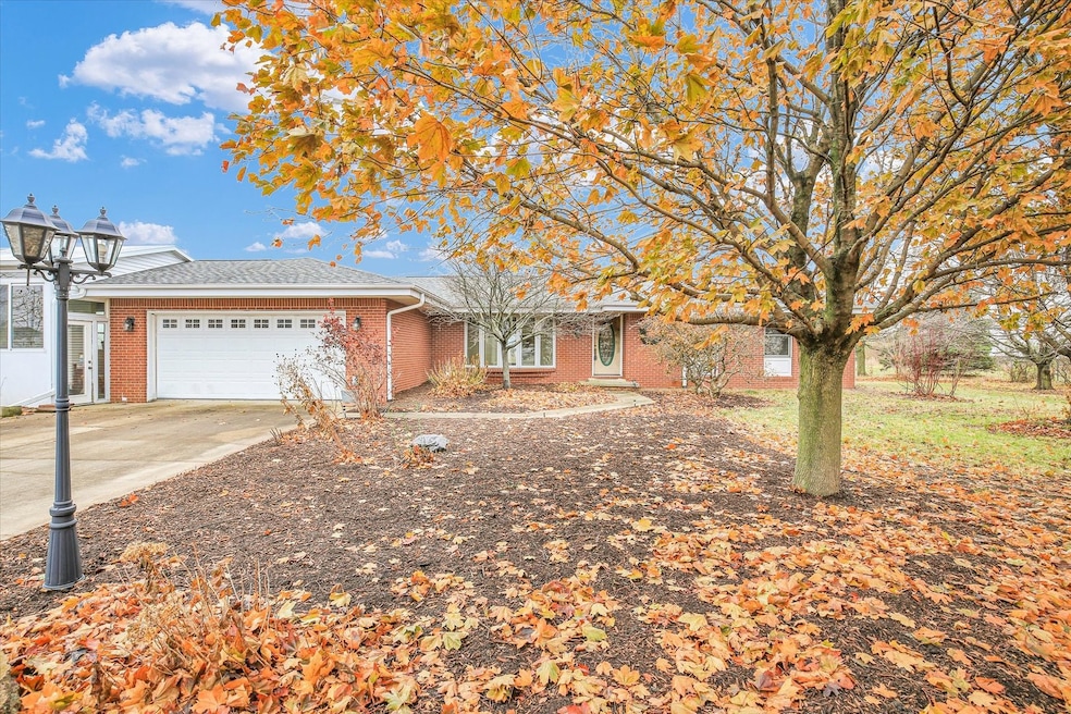 1753 County Road 1550 N, Urbana, IL 61802 - photo 1