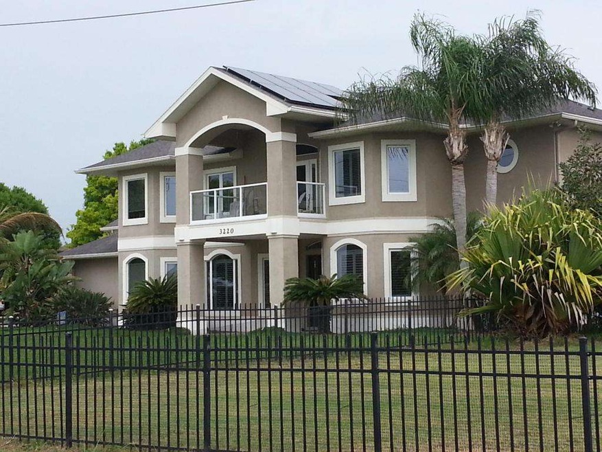 Street Elevation
