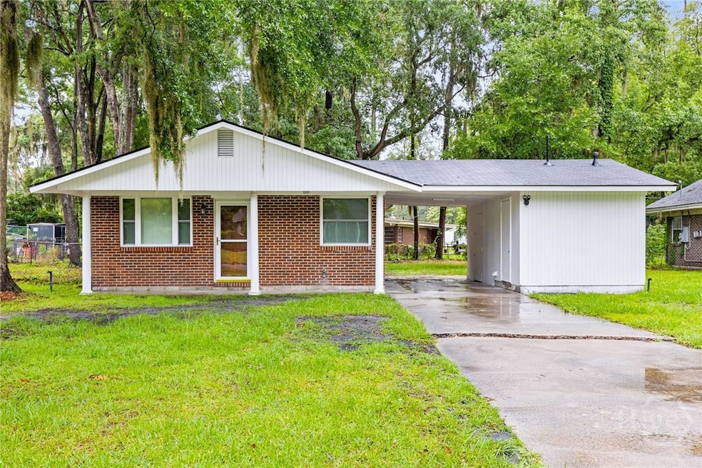 8519 Cresthill Ave, Savannah, GA 31406 - photo 1