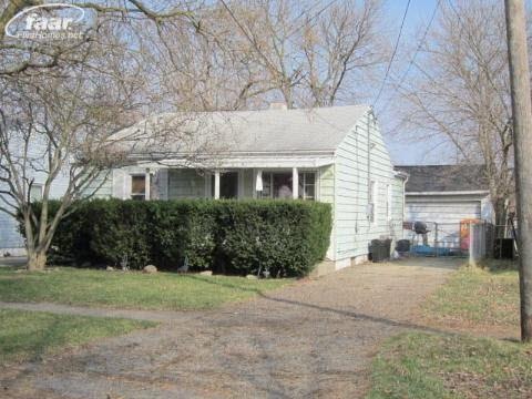 3918 Augusta St, Flint, MI 48532 - photo 1