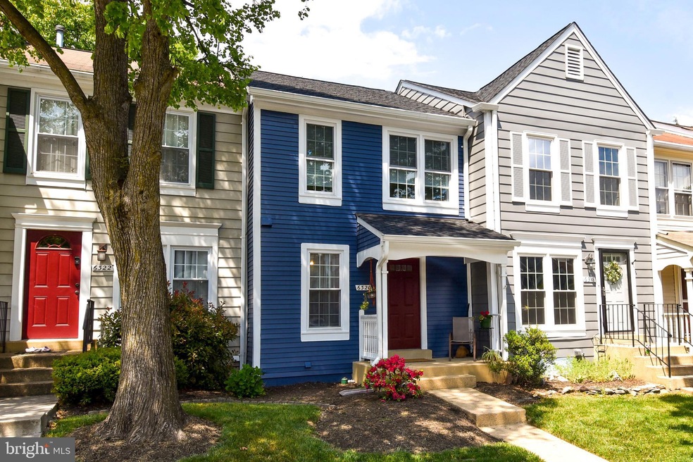 6320 Chimney Wood Ct, Alexandria, VA 22306 - photo 1